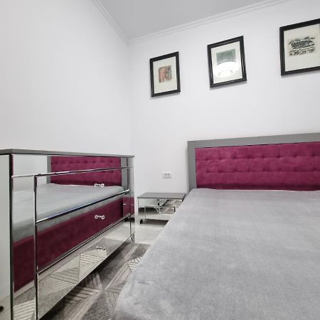 Faleza Nord Apartament De Lux Nou Pe Malul Marii コンスタンツァ エクステリア 写真