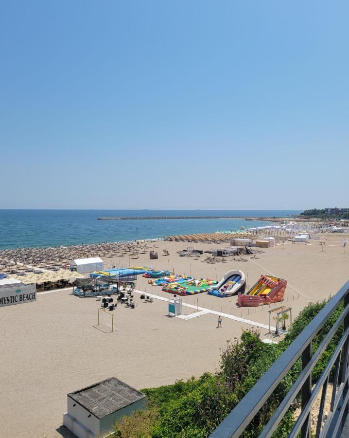 Faleza Nord Apartament De Lux Nou Pe Malul Marii コンスタンツァ エクステリア 写真