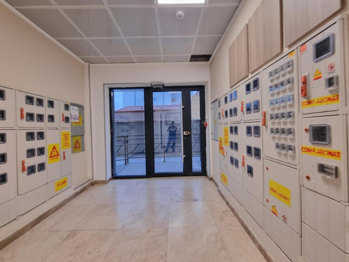 Faleza Nord Apartament De Lux Nou Pe Malul Marii コンスタンツァ エクステリア 写真