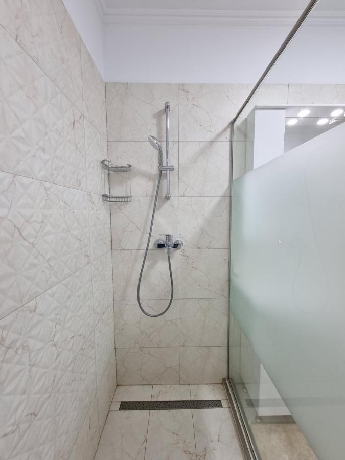 Faleza Nord Apartament De Lux Nou Pe Malul Marii コンスタンツァ エクステリア 写真
