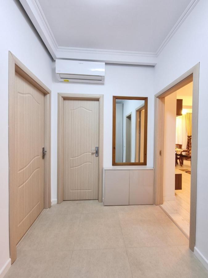 Faleza Nord Apartament De Lux Nou Pe Malul Marii コンスタンツァ エクステリア 写真