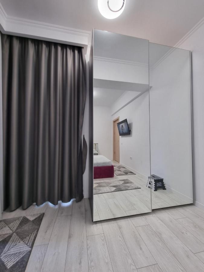 Faleza Nord Apartament De Lux Nou Pe Malul Marii コンスタンツァ エクステリア 写真